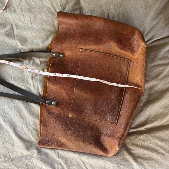 Portland Leather Nutmeg Tote Bag - Picture 6 of 8